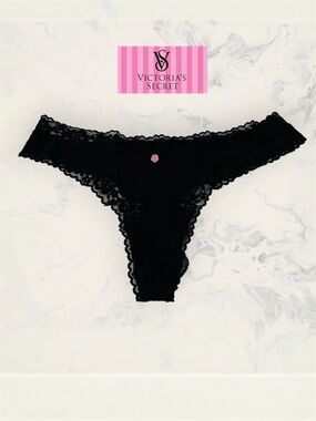 Victoria's Secret Size M Black Lace Thong with Scalloped Trim